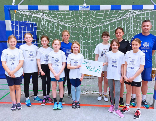 Mannschaftsbild der Handballdamen des SC Falke Saerbeck 2022/23